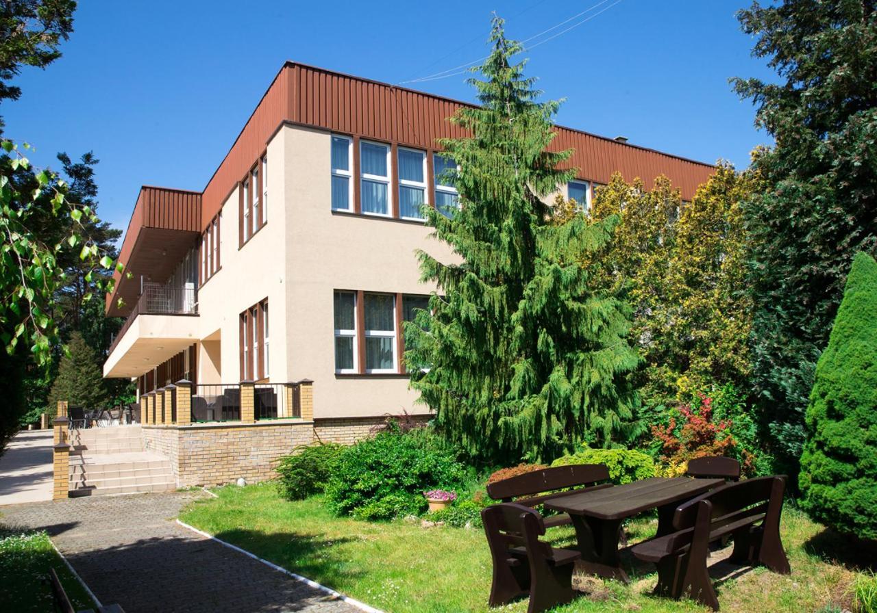 Osrodek Wczasowy Wrzos Łukęcin Exterior foto